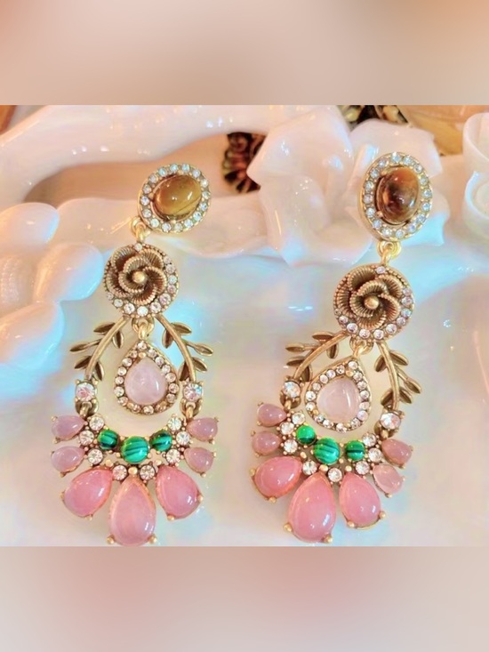 Jewelry - NWT Beautiful Pink & Green Teardrop Dangle Earrings